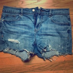 Old Navy distressed boyfriend shorts